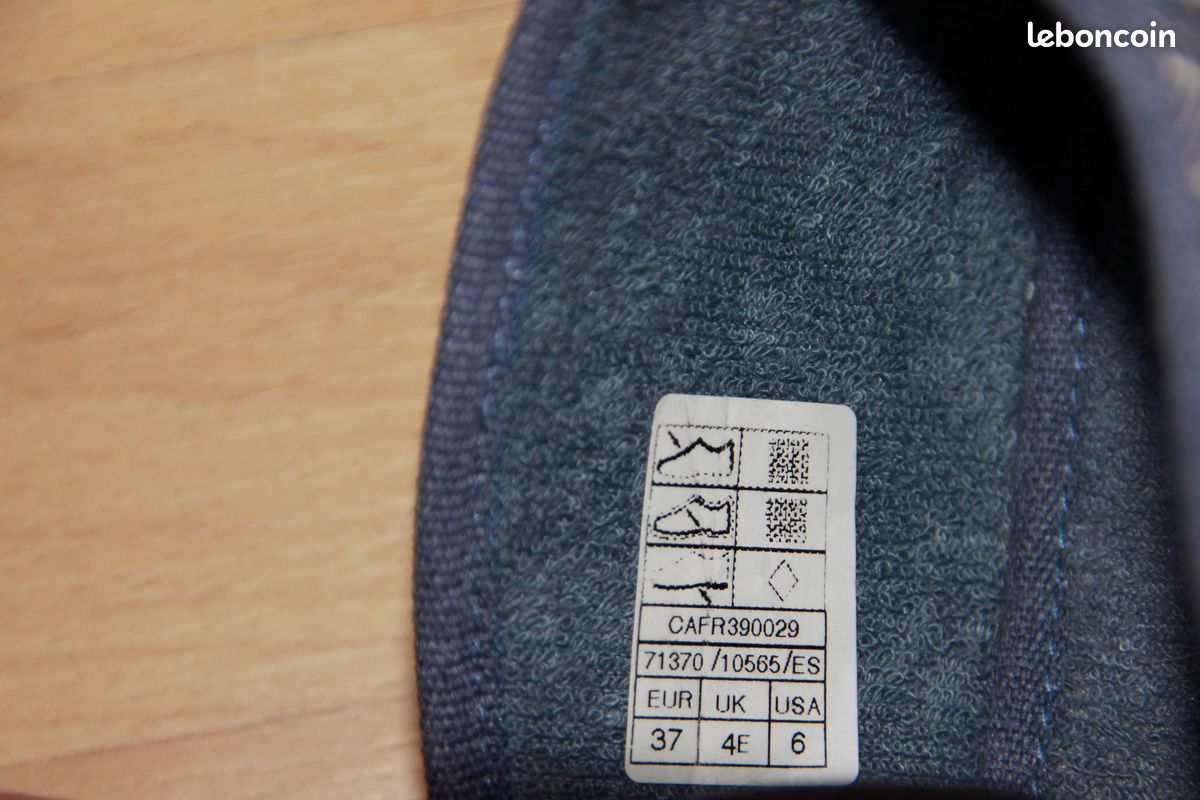 Paire de Charentaises bleues rayées NEUVES en textile - Damart - Pointure : 37 (image 7)