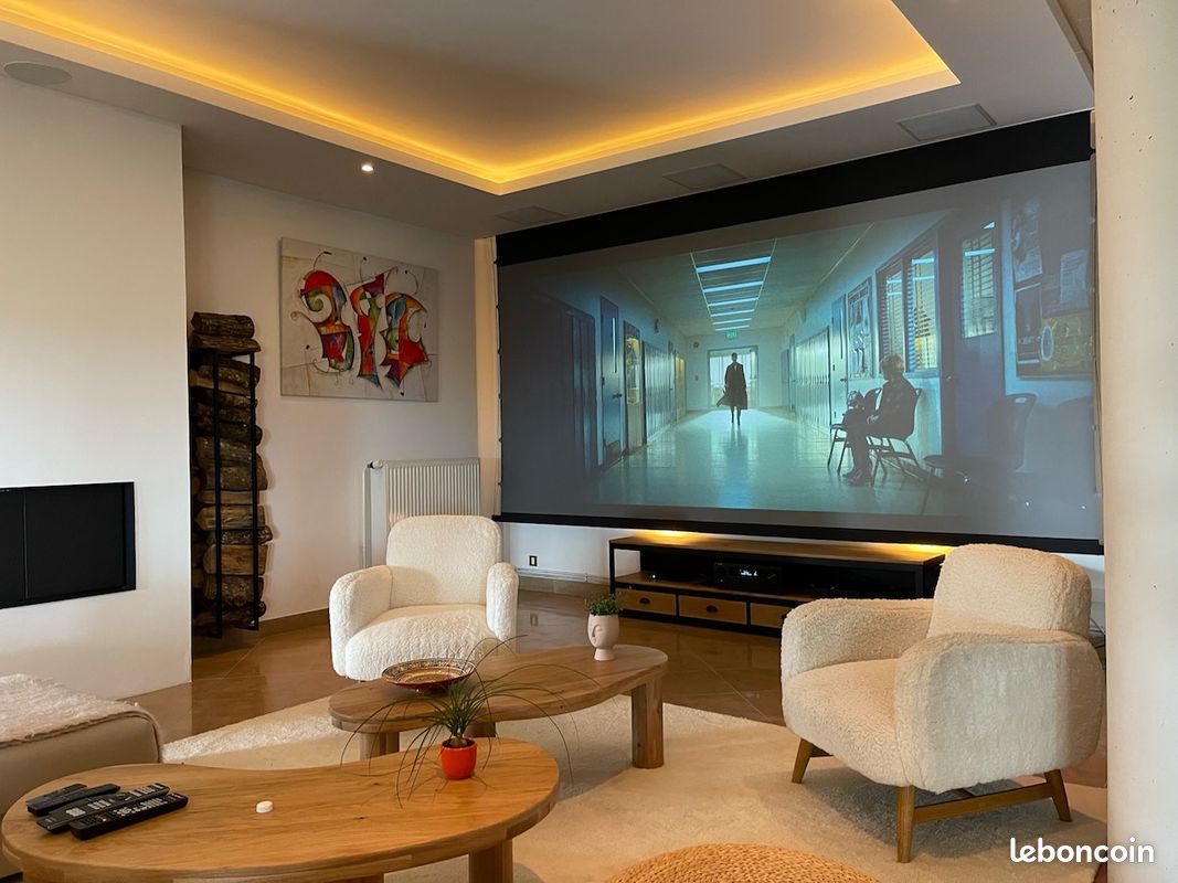 📽️ Projecteur CoolEeve Wifi & Bluetooth, Full HD 1080P Vidéo, Projecteur de Films Intérieurs