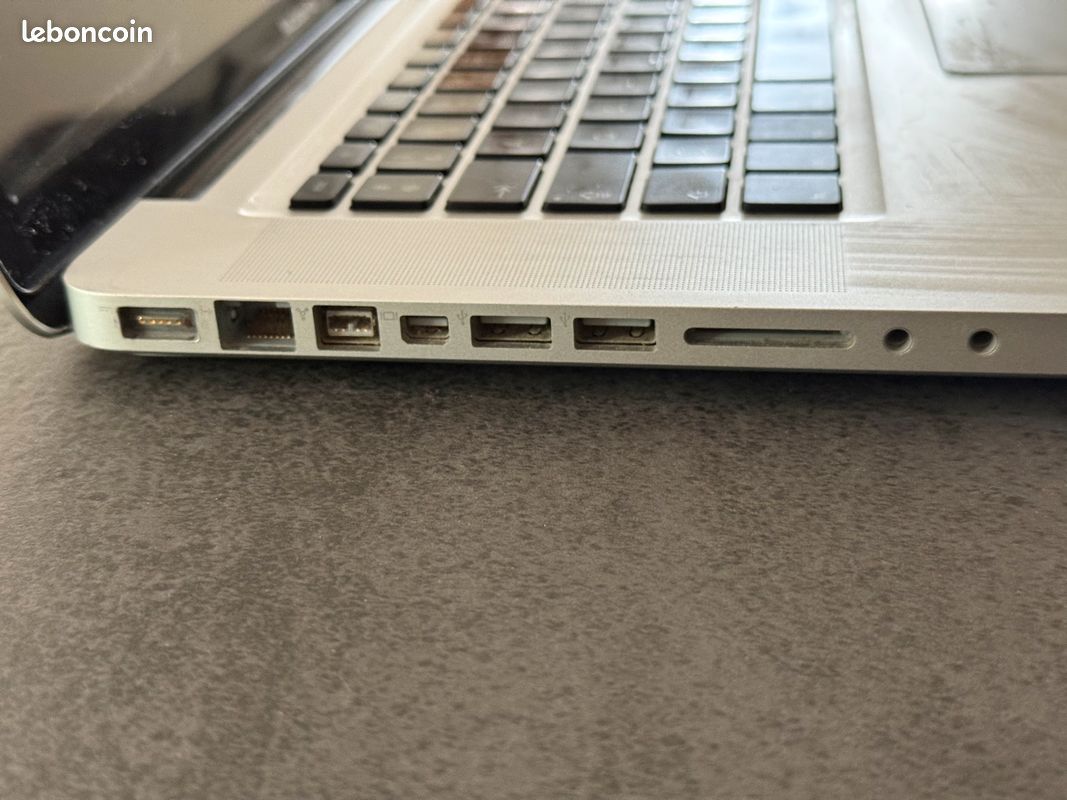 MacBook Pro 15 pouces (à réparer) (image 4)