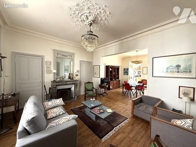 Maison 7 pièces 153 m² · à Angers · 153 m² · 681 200 €
