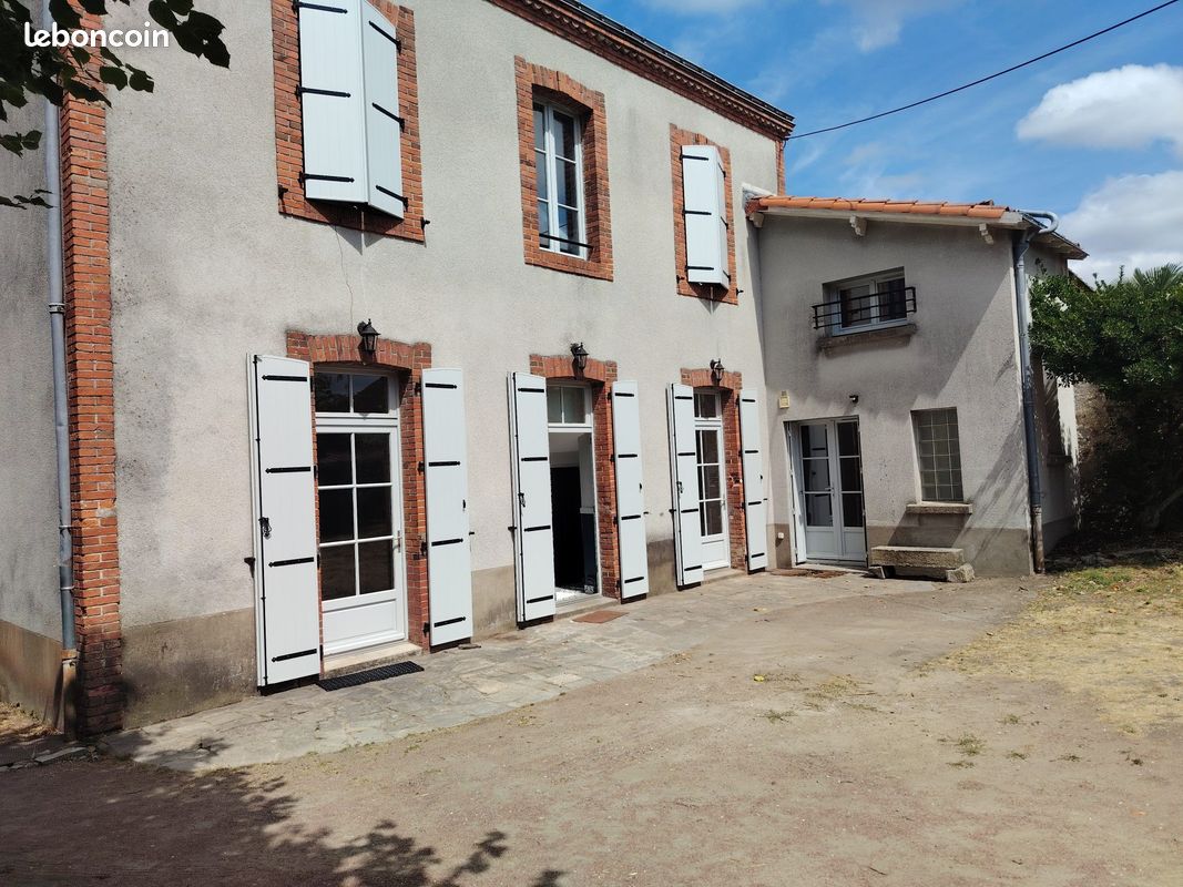 Maison 4 pièces 143 m² · à Clisson · 143 m² · 1 592 €/mois