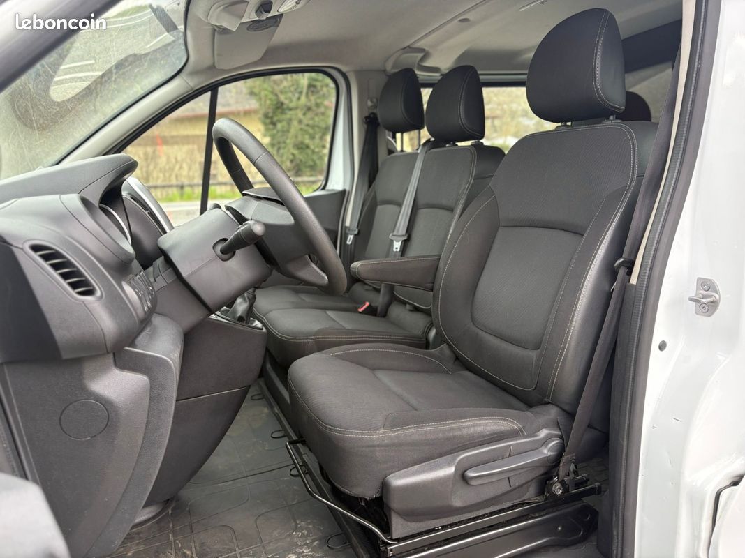 Renault trafic cabine approfondie l2h1 1200 kg dci 170 grand confort (image 9)