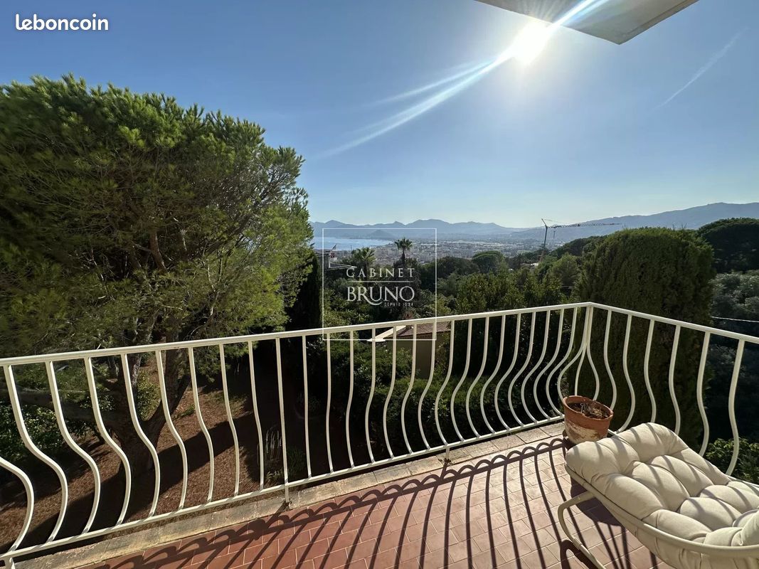 Appartement 3 pièces 83 m² · à Cannes · 83 m² · 1 660 €/mois