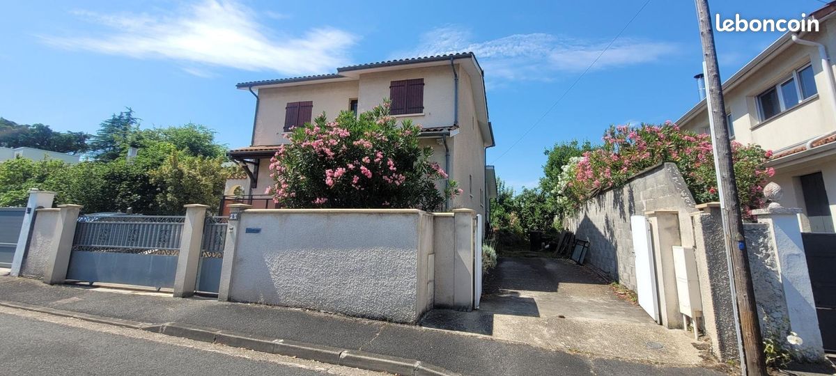 Maison 7 pièces 147 m² · à Pessac · 147 m² · 700 000 €