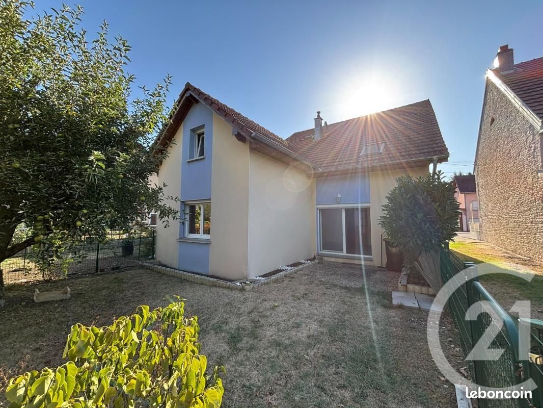 Appartement 3 pièces 82 m² · à Mandeure · 82 m² · 100 000 €