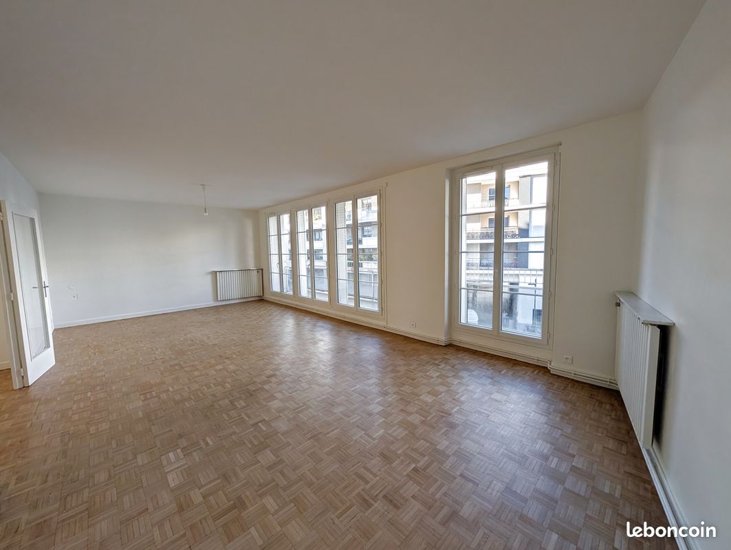 Appartement 3 pièces 96 m² · à Clermont-Ferrand · 96 m² · 295 000 €