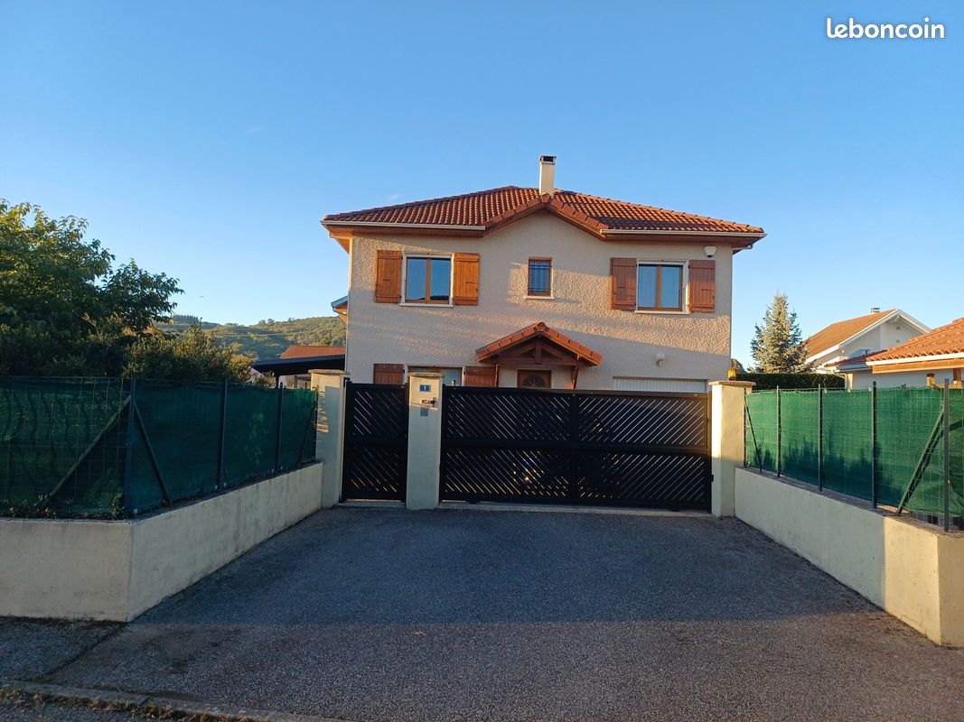Maison 5 pièces 125 m² · au Grand-Lemps · 125 m² · 365 000 €