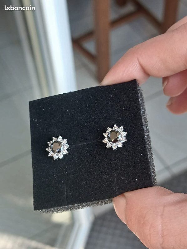 Boucles d’oreilles en argent plaqué or avec diamants de moissonite et certificat gra (image 7)