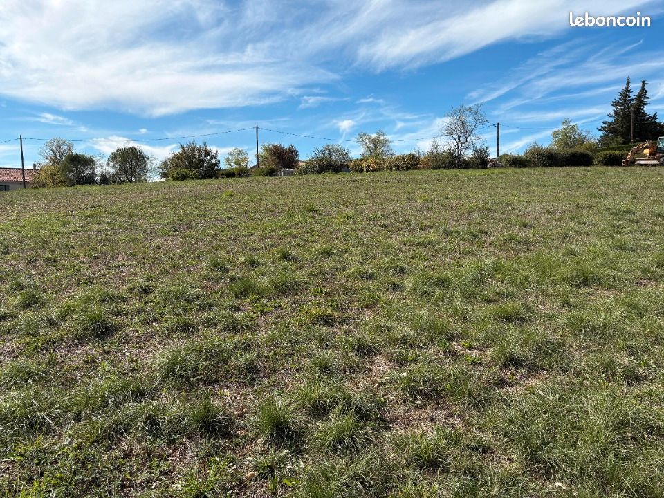 Terrain 1 357 m² Lautrec · 54 000 €