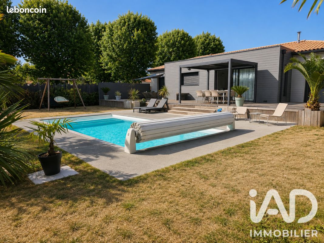 Maison 6 pièces 142 m² · à La Roche-sur-Yon · 142 m² · 448 000 €