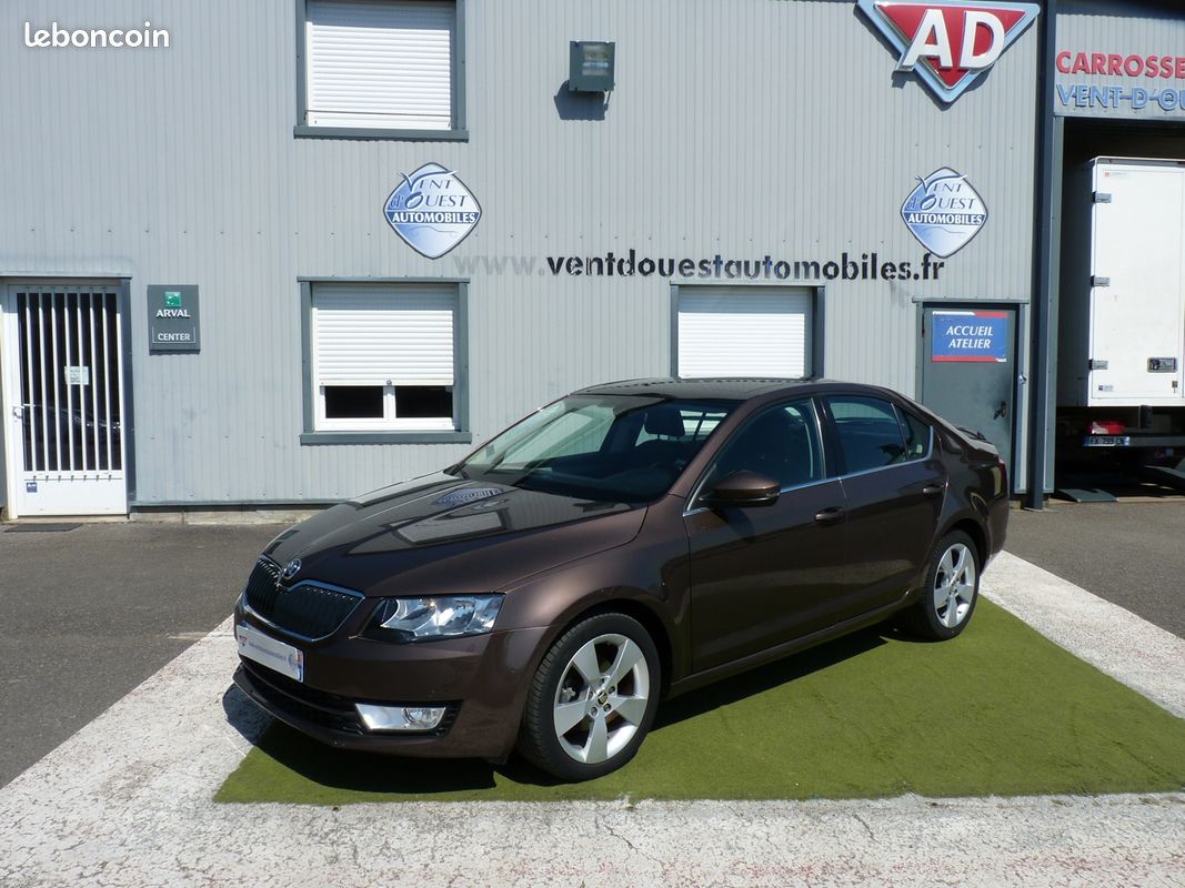 Skoda OCTAVIA 1.6 TDI 110CH CR FAP GREEN TEC STYLE DSG7 (image 1)