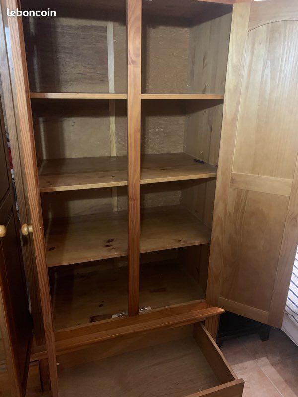 Armoire en bois (image 2)