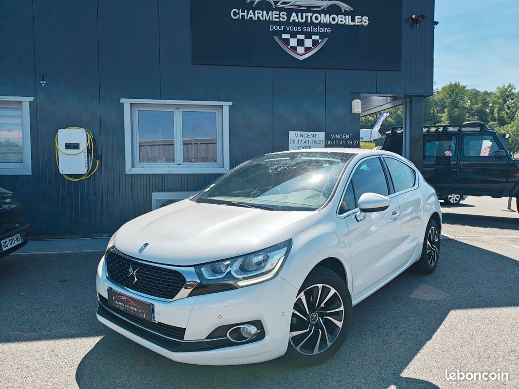 DS4 1.6 HDi 120 CV BOITE AUTO EAT6 SPORT-CHIC BLANC NACRÉ AU TARIF DE 7499 A SAISIR (image 1)
