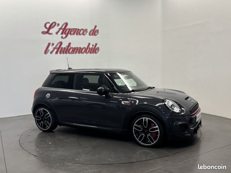 Mini MINI Mini III 2.0 i turbo 231 ch John Cooper Works /GPS / Caméra / Radar / Toit ouvr (image 4)