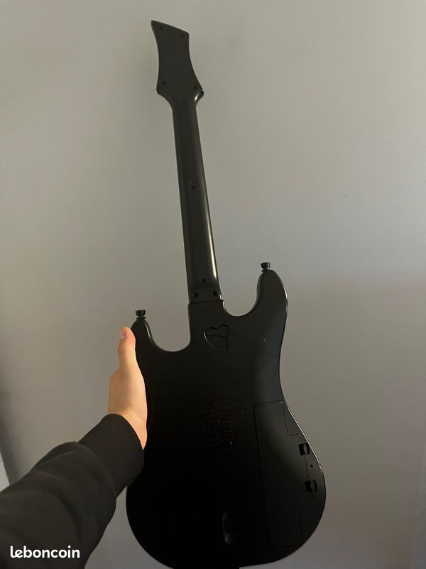 Guitare « guitare herro wii » (image 3)