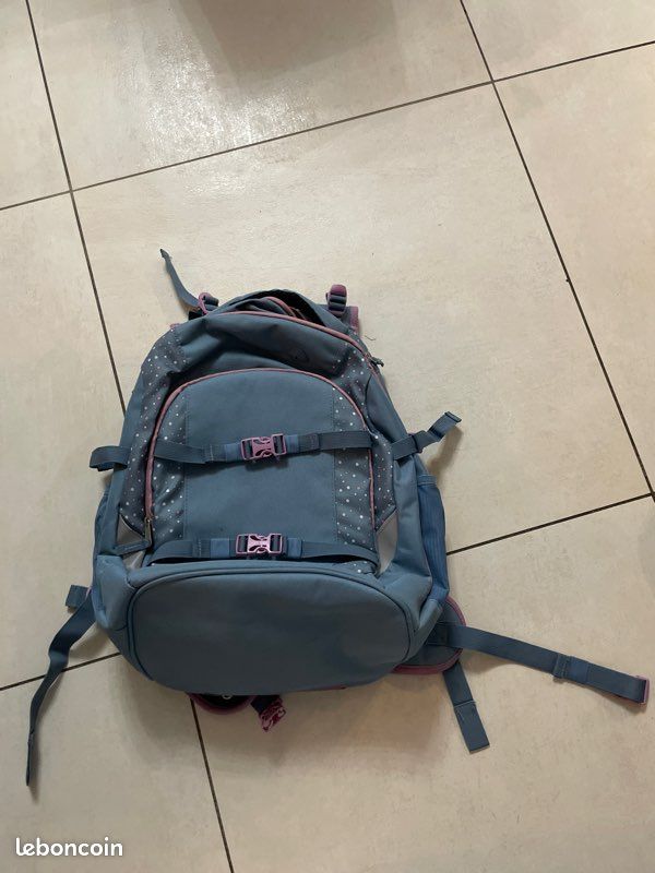Sac à dos et trousse (image 2)
