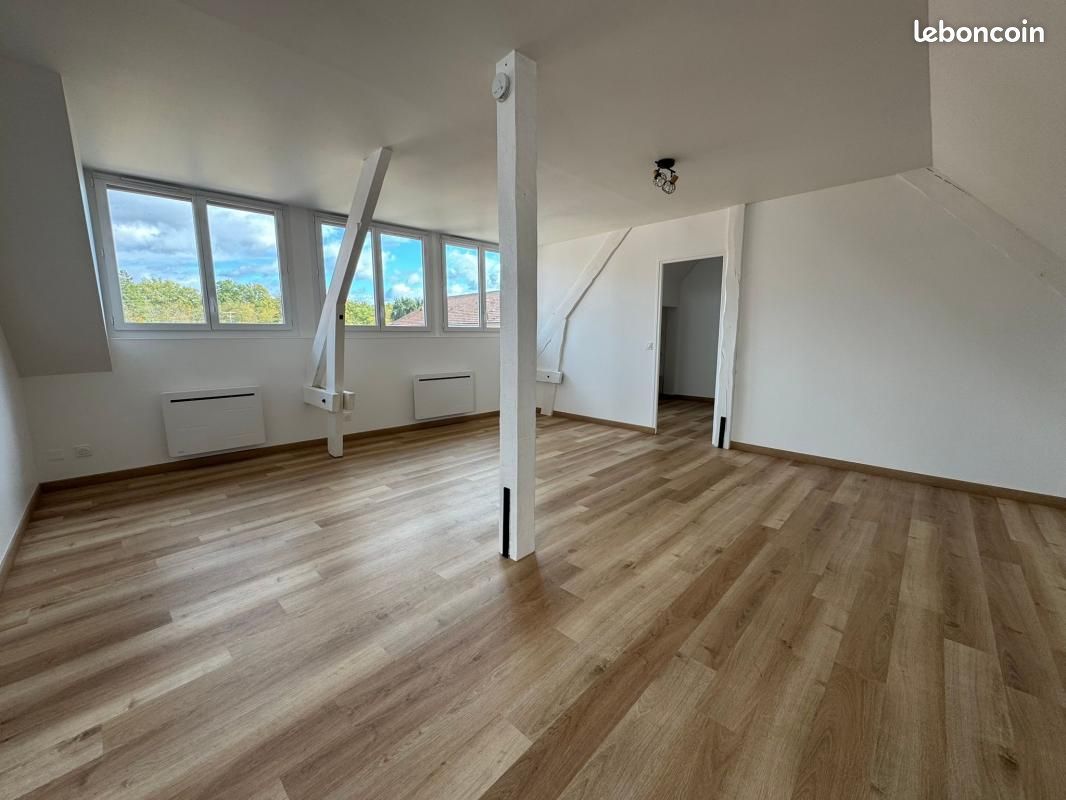 Appartement 3 pièces 67 m² · à La Ferté-Saint-Aubin · 67 m² · 756 €/mois