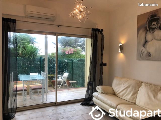 Appartement 3 pièces 44 m² · à Antibes · 44 m² · 850 €/mois