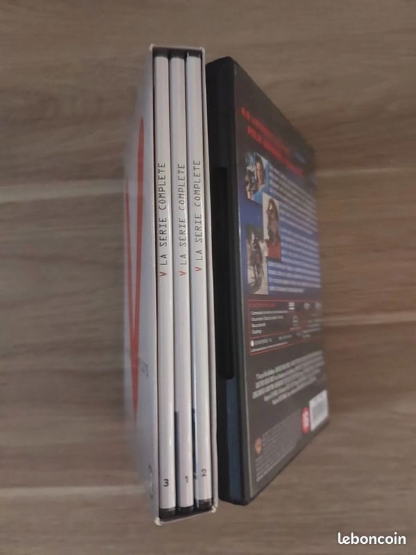 V Les Visiteurs coffret dvd intégrale + coffret dvd v (image 4)