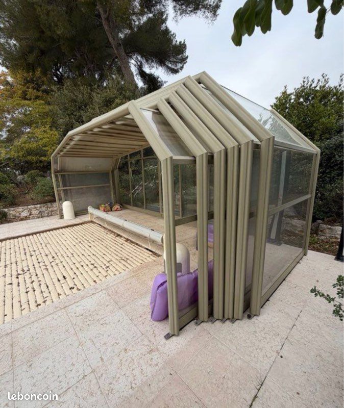 Abri verrière dôme piscine extérieur (image 4)