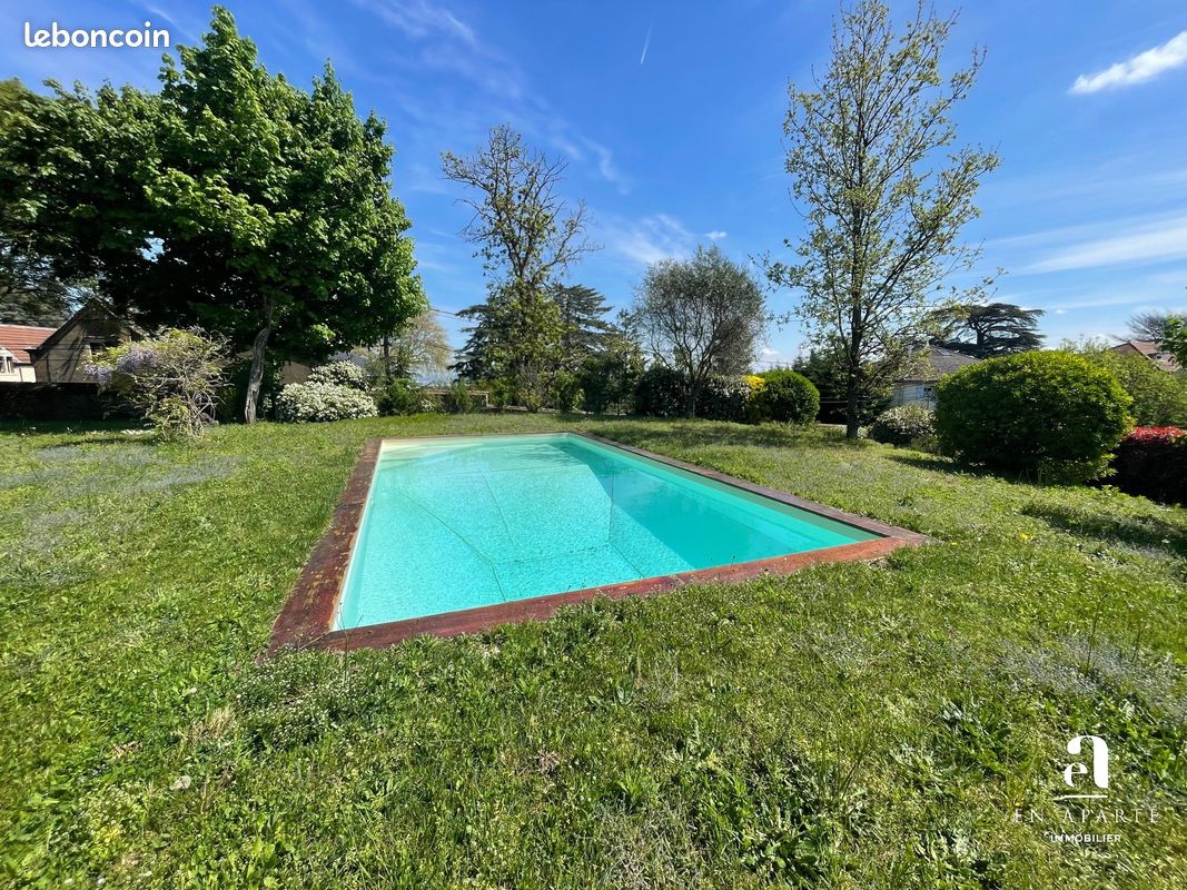 Maison 7 pièces 200 m² · à Chaponost · 200 m² · 795 000 €