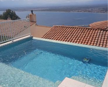 Maison 3 étages à Roses avec piscine privée et vue mer - proche des criques