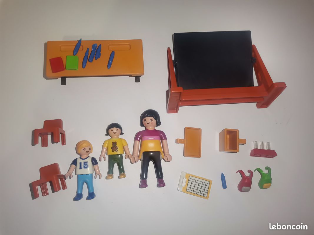 Salle de classe Playmobil (image 1)