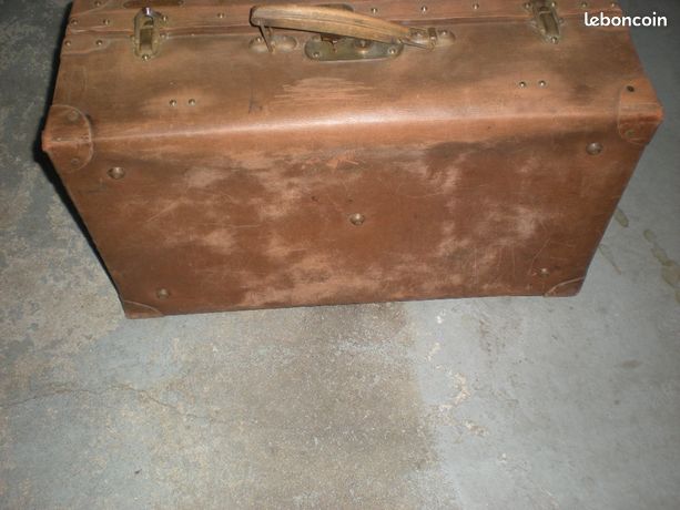Palier de charnière capot moteur gauche original Fiat 124 Spider acheter des pièces détachées