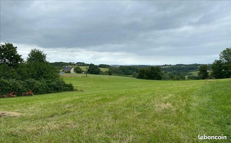 Terrain 2 050 m² La Dornac