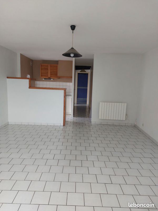 Appartement 2 pièces 50 m² · à Usson-du-Poitou · 50 m² · 380 €/mois