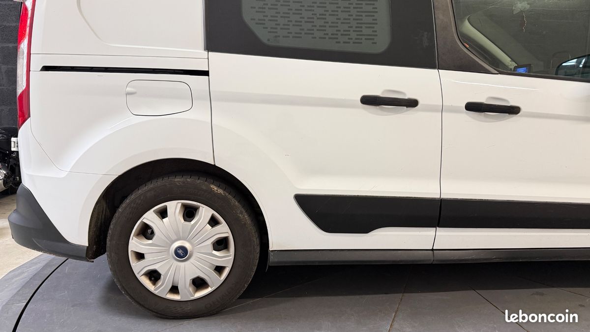 FORD Transit Connect FOURGON 1.0 100 L1 TREND S&S - 3 PLACES - CAMERA (image 27)