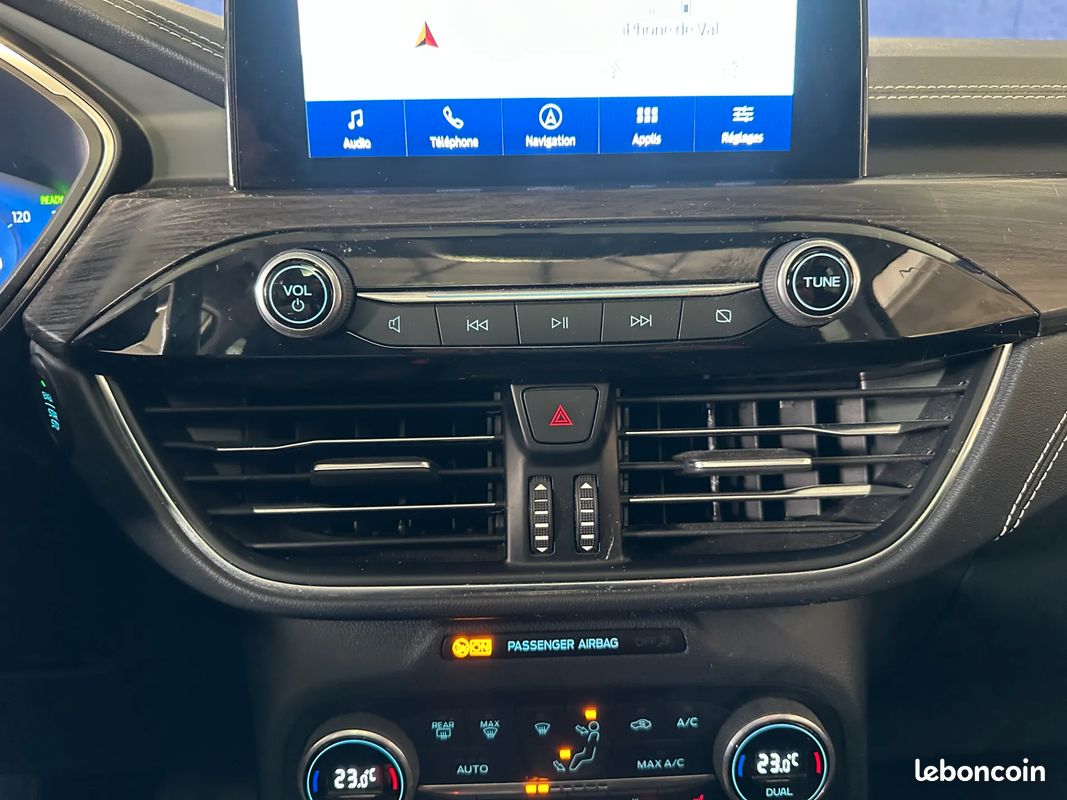 Ford kuga vignale 2.5i duratec 225 ch hybride rechargeable phev 2021 (image 12)