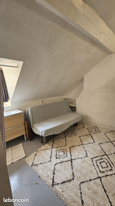 Appartement 1 pièce 10 m² · à Paris · 10,4 m² · 79 000 €