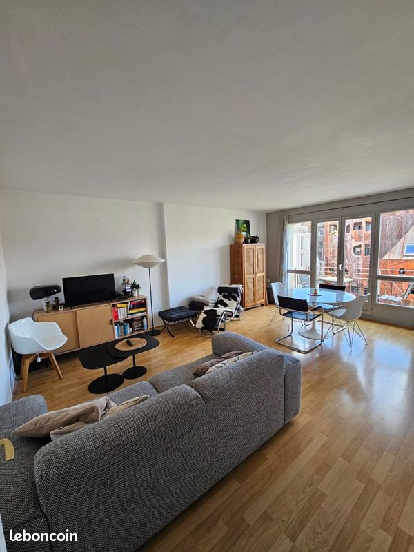 Parking 3 pièces 65 m² · à Lille · 65 m² · 1 110 €/mois