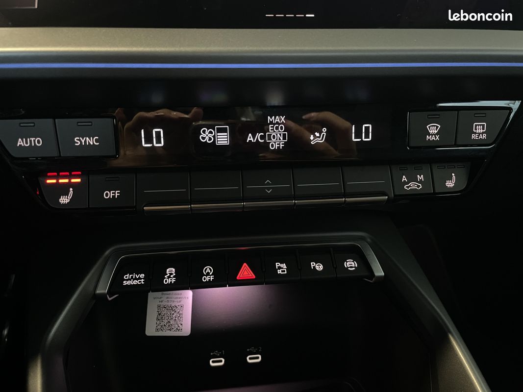 AUDI A3 Berline TFSI Mild Hybrid 150 S tronic 7 S line (image 11)