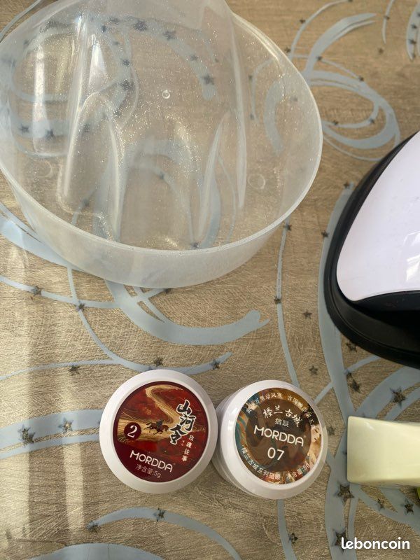 Lampe UV pour ongles en gel (image 2)