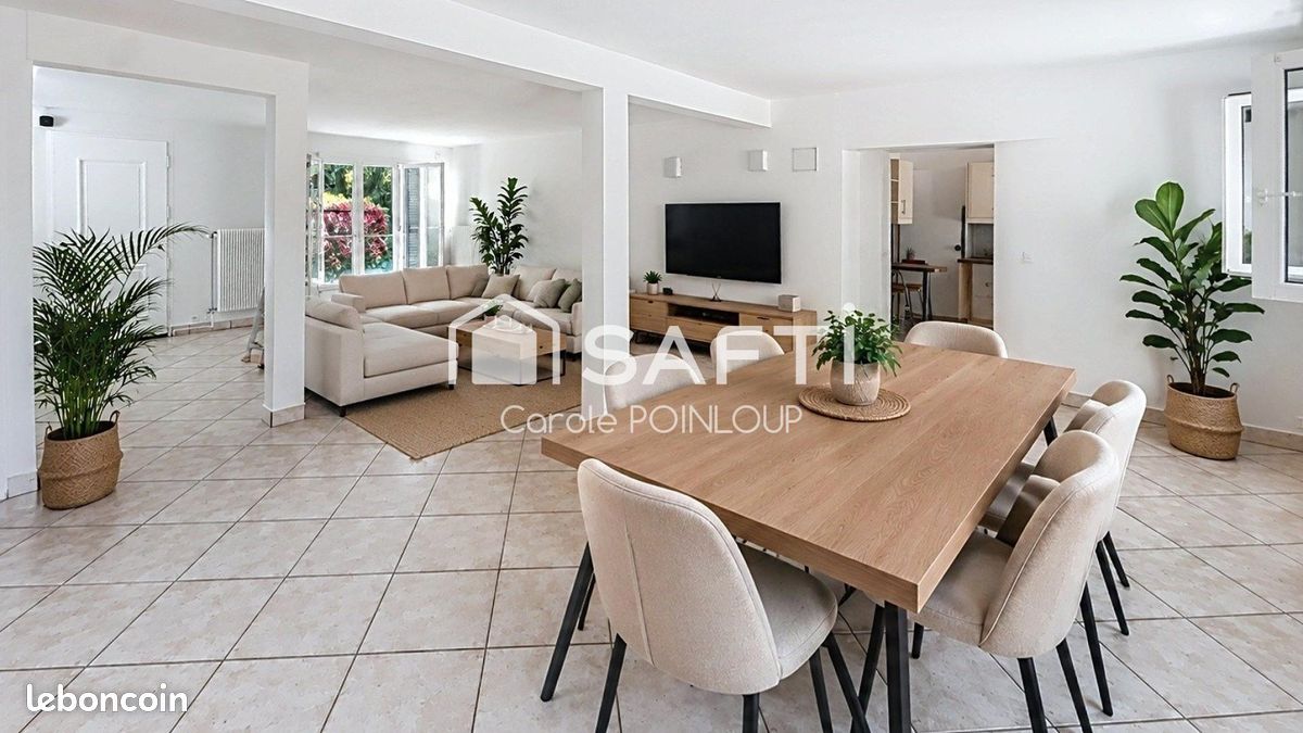 Maison 7 pièces 160 m² · à Lésigny · 160 m² · 498 000 €