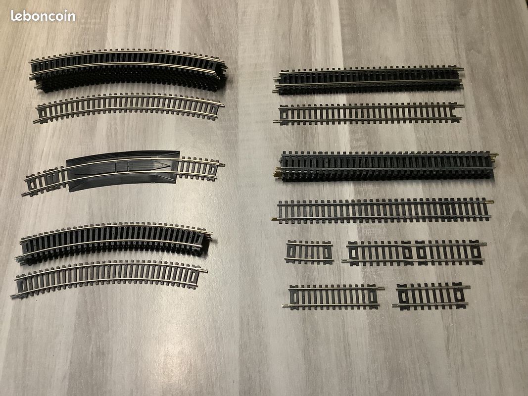 Lot de 14 rail droit courbe croisement etc Jouef et autre échelle HO années 80 - Jeux & Jouets