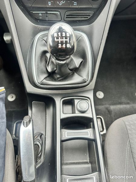 Ford C-MAX 1.5 TDCI 95CH STOP&START BUSINESS NAV (image 17)