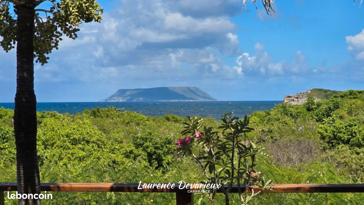Maison 4 pièces 88 m² · à Saint-François · 88 m² · 890 000 €
