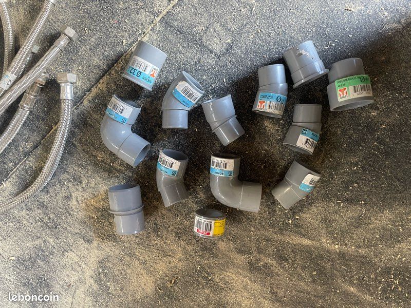 Lot raccord pvc 32 (image 1)