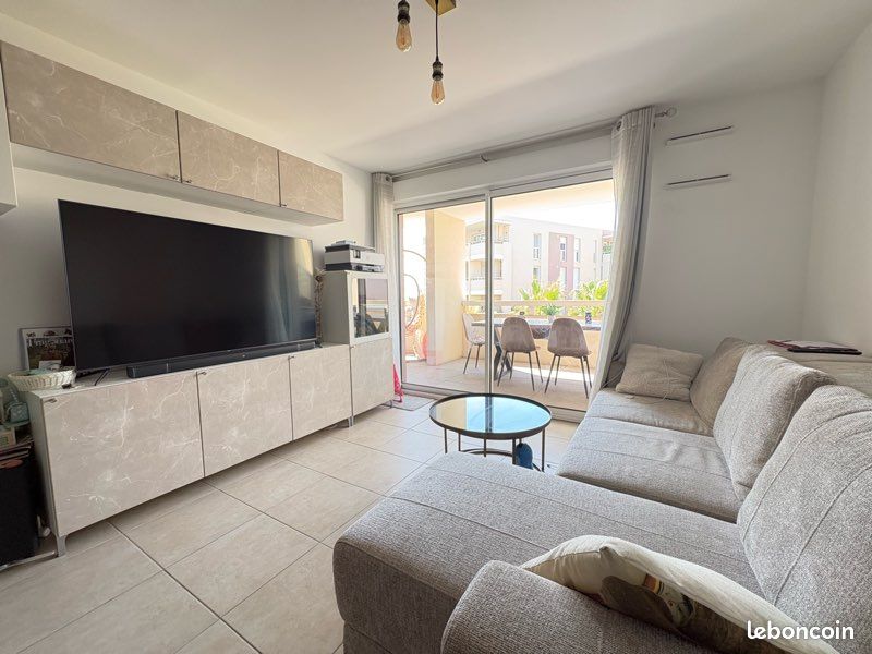 Appartement 3 pièces 60 m² · à Villeneuve-Loubet · 60 m² · 378 000 €