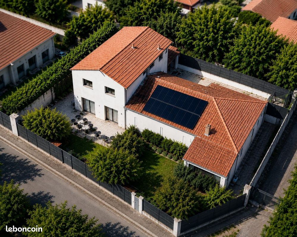 Maison 8 pièces 230 m² (image 4)