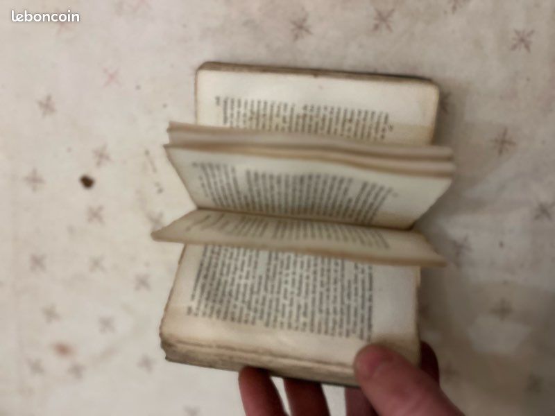 Livre ancien 1881 – Les Confessions de Saint Augustin – Petit format (image 4)