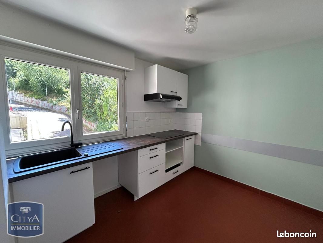 Appartement 5 pièces 80 m² · à Tulle · 80 m² · 710 €/mois