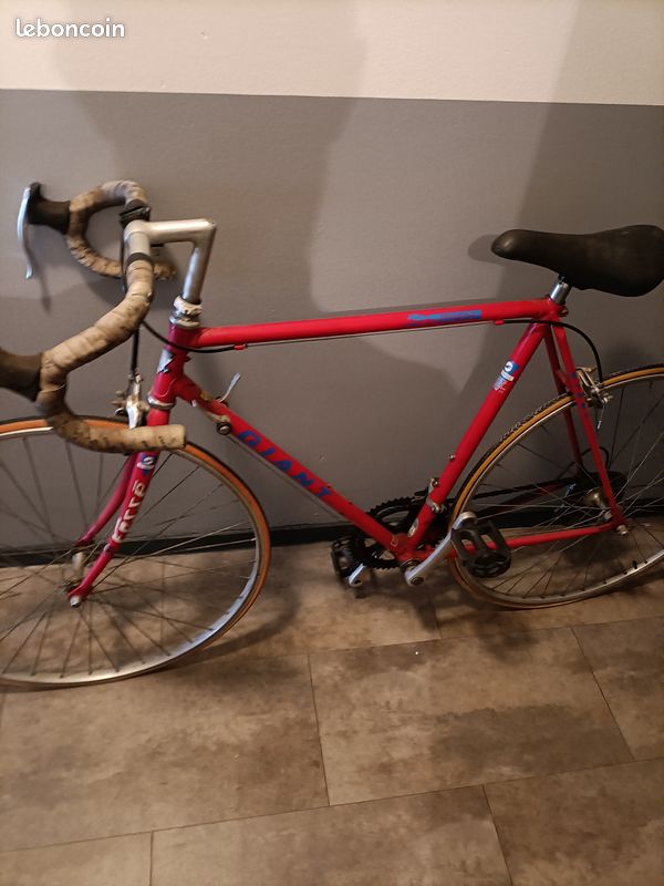 Vélo course GIANT (image 1)