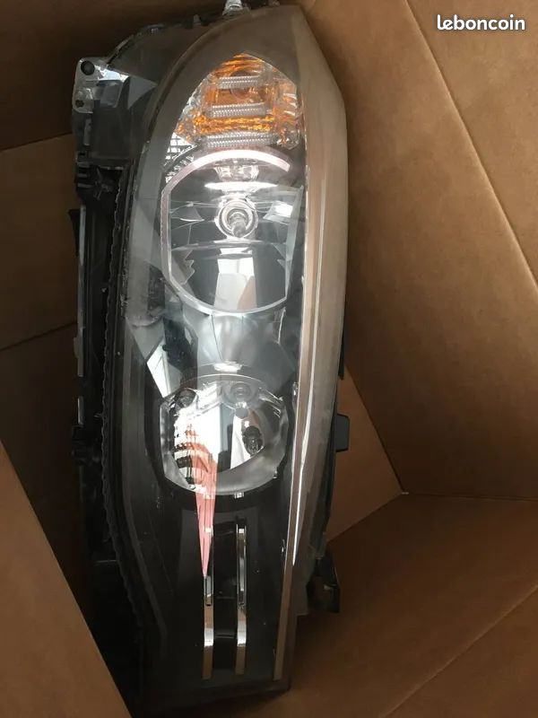 Phare droit Bmw serie 3 F34 gt (image 1)