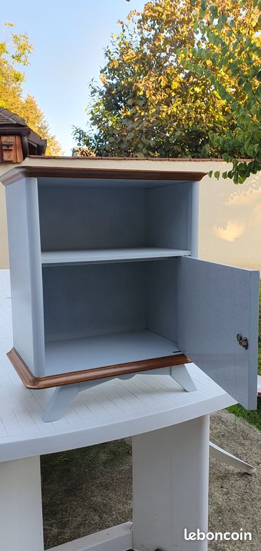 Petit meuble (image 1)