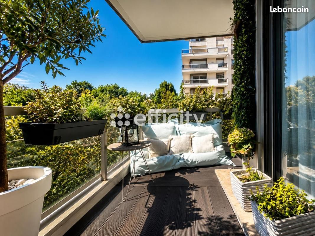 Appartement 3 pièces 70 m² · à Neuilly-sur-Seine · 70 m² · 699 000 €