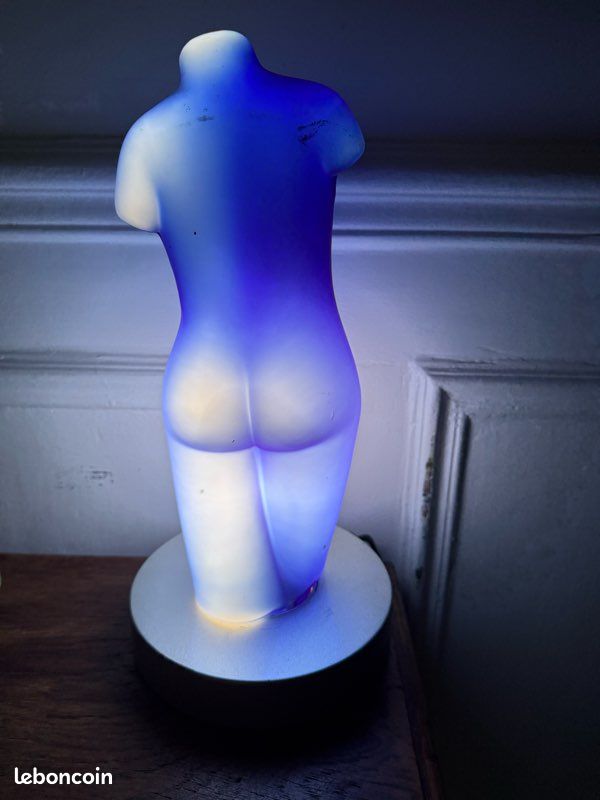 Human body table lampe (image 2)